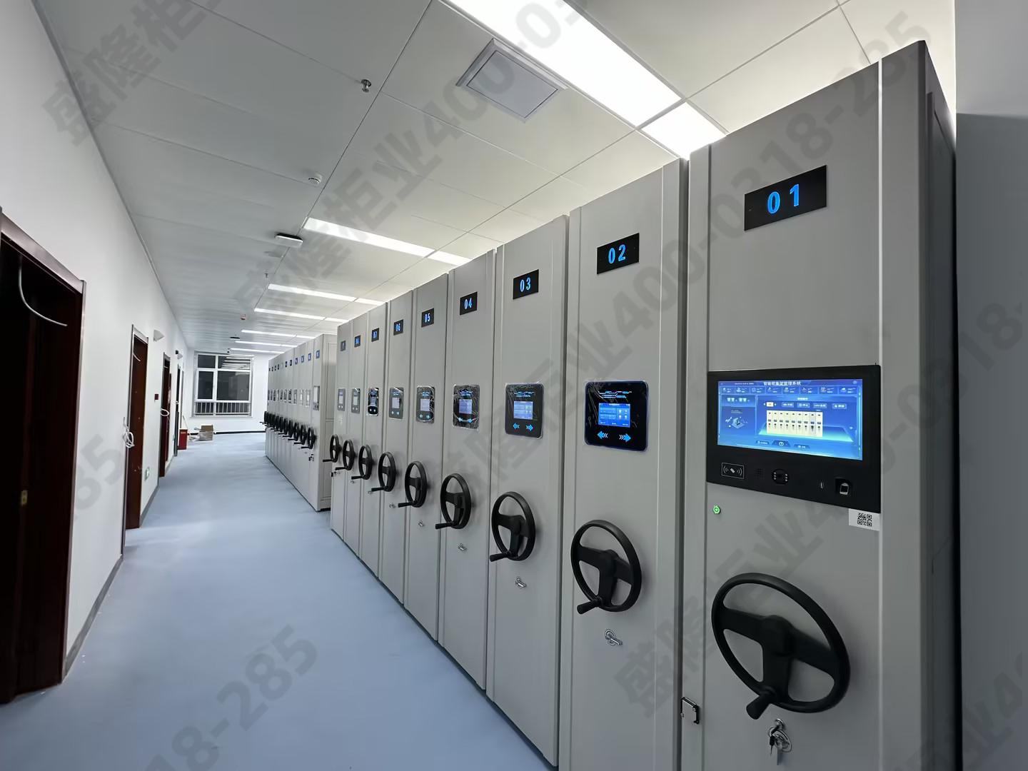 半封闭式结构的密集柜适用于哪些类型档案的存储？